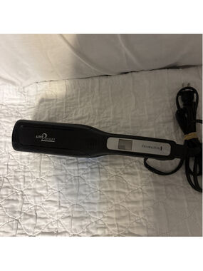 Remington Wet 2 Straight 5” Flat Iron Hair Straightener Dry While Styling
